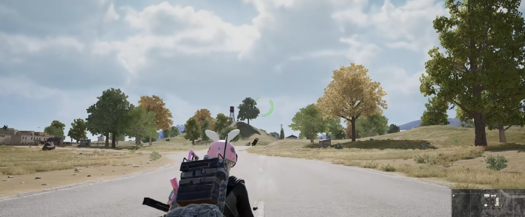 绝地求生怎么烟雾丢脚下